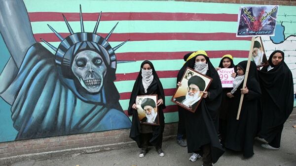 <br />
США ввели новые санкции против иранского руководства<br />
