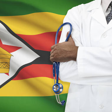 Суды в Зимбабве в массовом порядке увольняют врачей государственных больниц